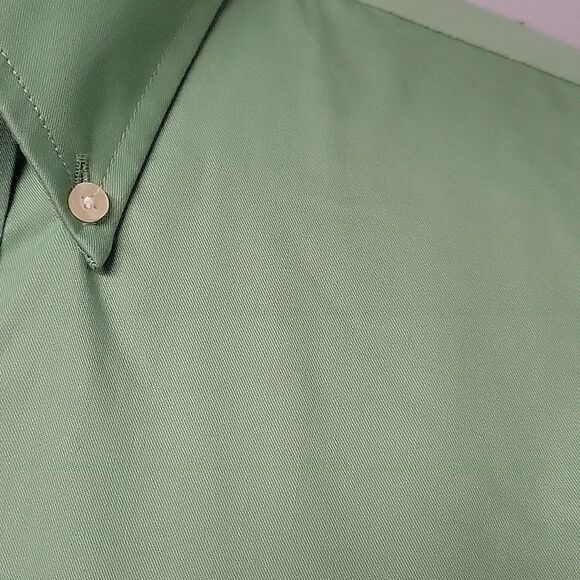 Chaps Twill Mens Green Button Up Shirt Size 15/15.5, M - Picture 2 of 4